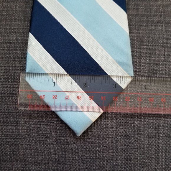 3 used neckties - Picture 5 of 12